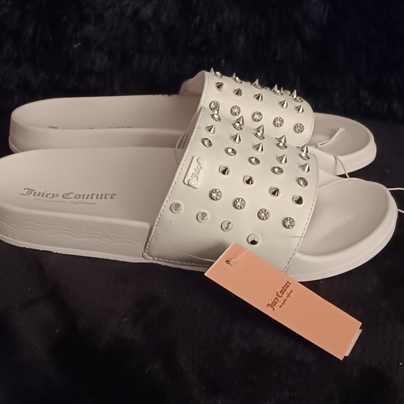 Juicy Couture White Slone Studded Sandals Women's size 9M New With Tags - Picture 3 of 4